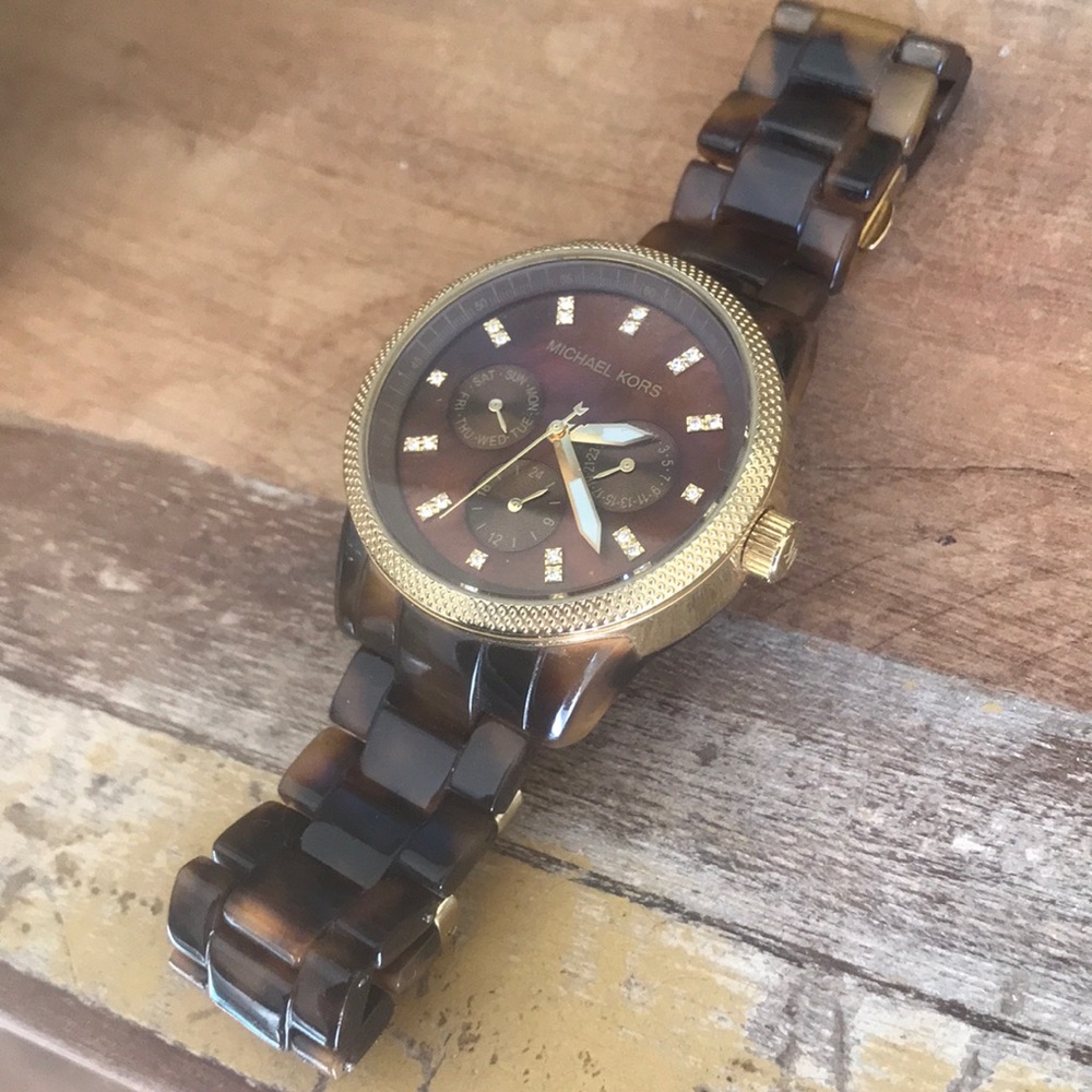 Gorgeous tortoise shell Michael Kors watch